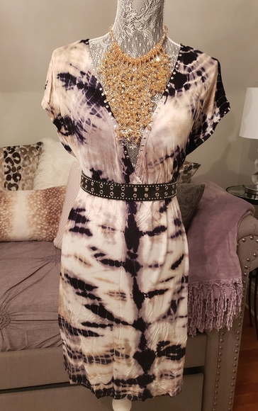 Studded Tunic - Picture 2 of 3